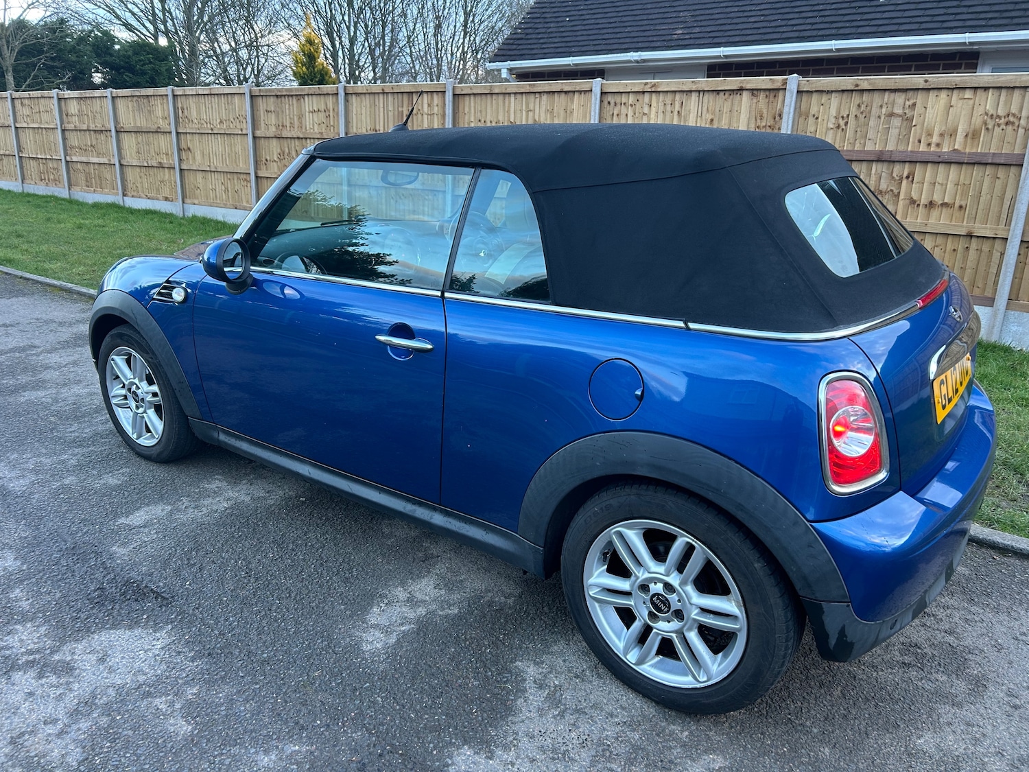 Used MINI Convertible 2012 for sale - 77493809: Photo 10