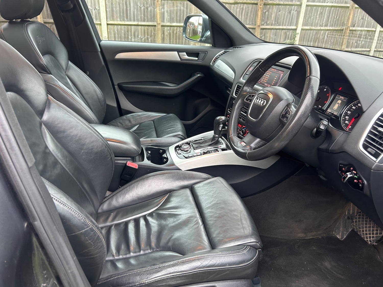 Used Audi Q5 2010 for sale - 77493813: Photo 10