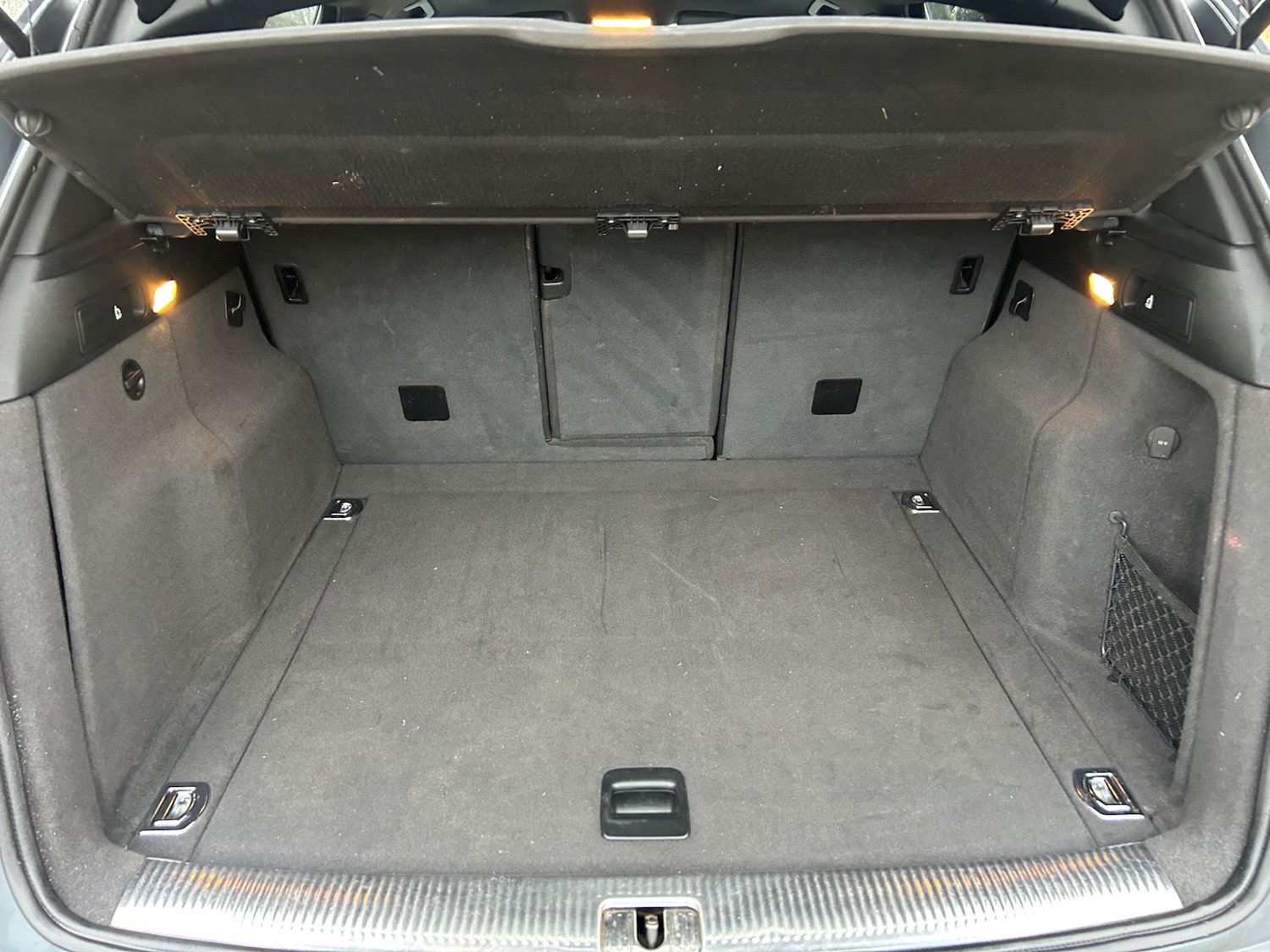 Used Audi Q5 2010 for sale - 77493813: Photo 15