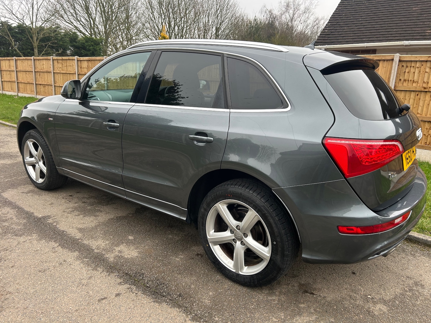 Used Audi Q5 2010 for sale - 77493813: Photo 5