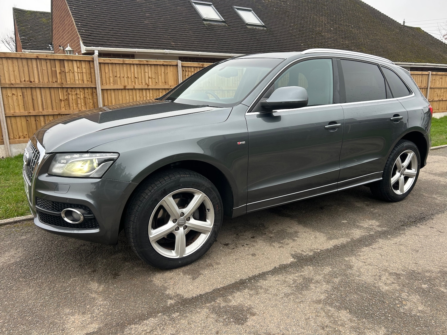 Used Audi Q5 2010 for sale - 77493813: Photo 6