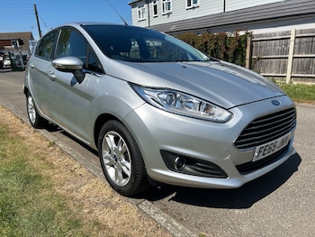 Used Ford Fiesta 2015 for sale - 78820366: Photo