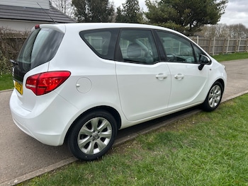 Used Vauxhall Meriva 2017 for sale - 77904342: Photo
