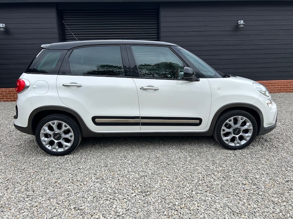 Used Fiat 500L 2013 for sale - 75054696: Photo 2