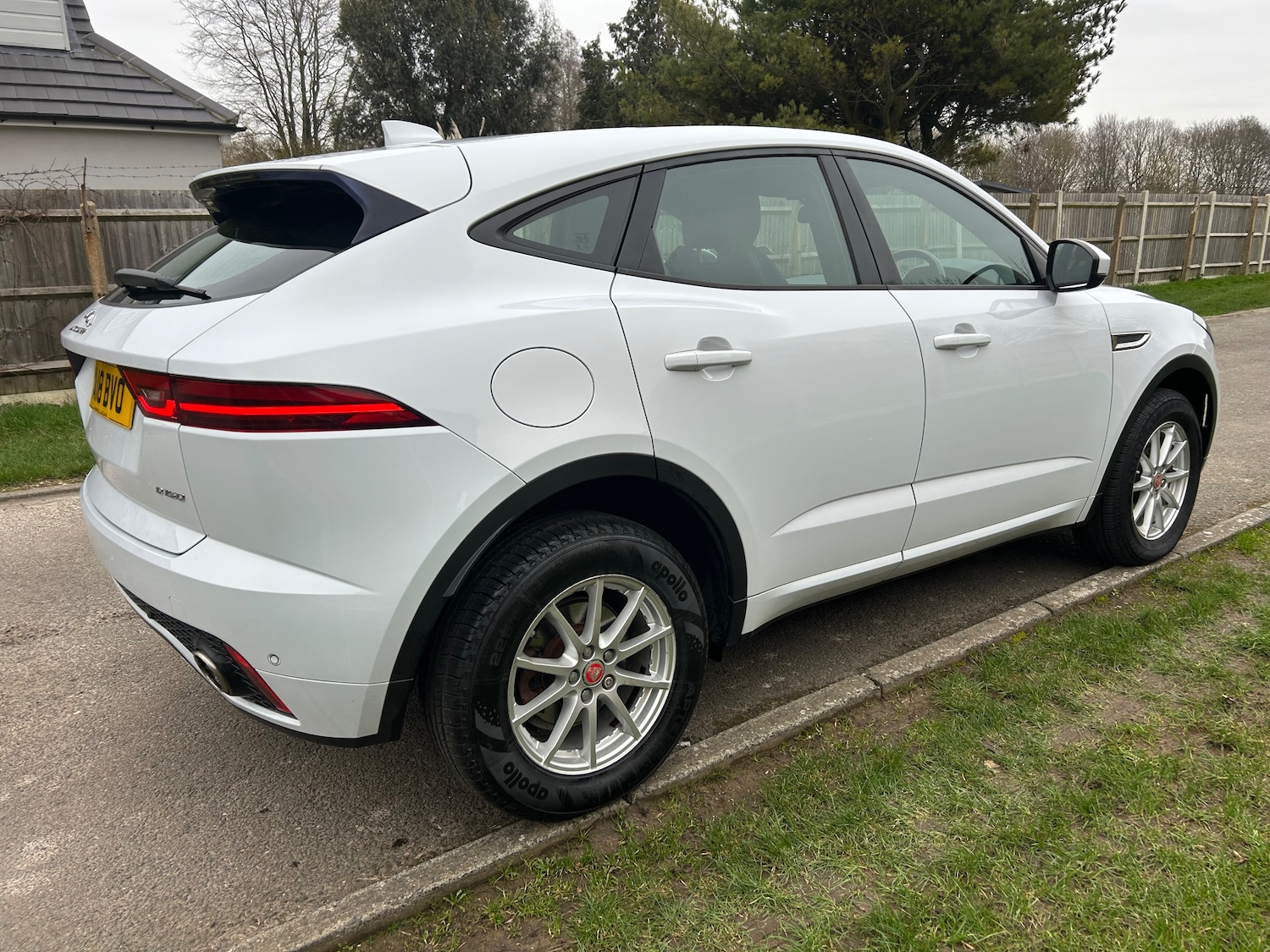 Used Jaguar E-Pace 2018 for sale - 77593278: Photo 3