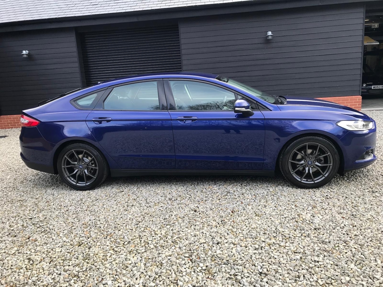 Used Ford Mondeo 2016 for sale - 77685889: Photo 2