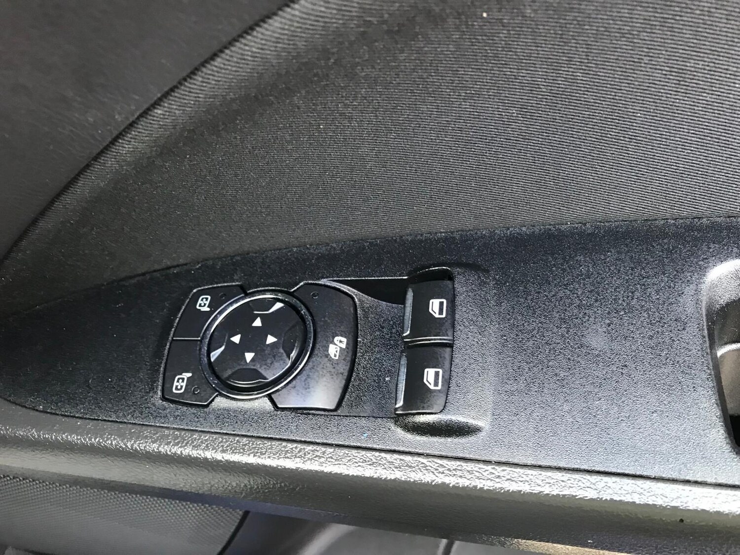 Used Ford Mondeo 2016 for sale - 77685889: Photo 31