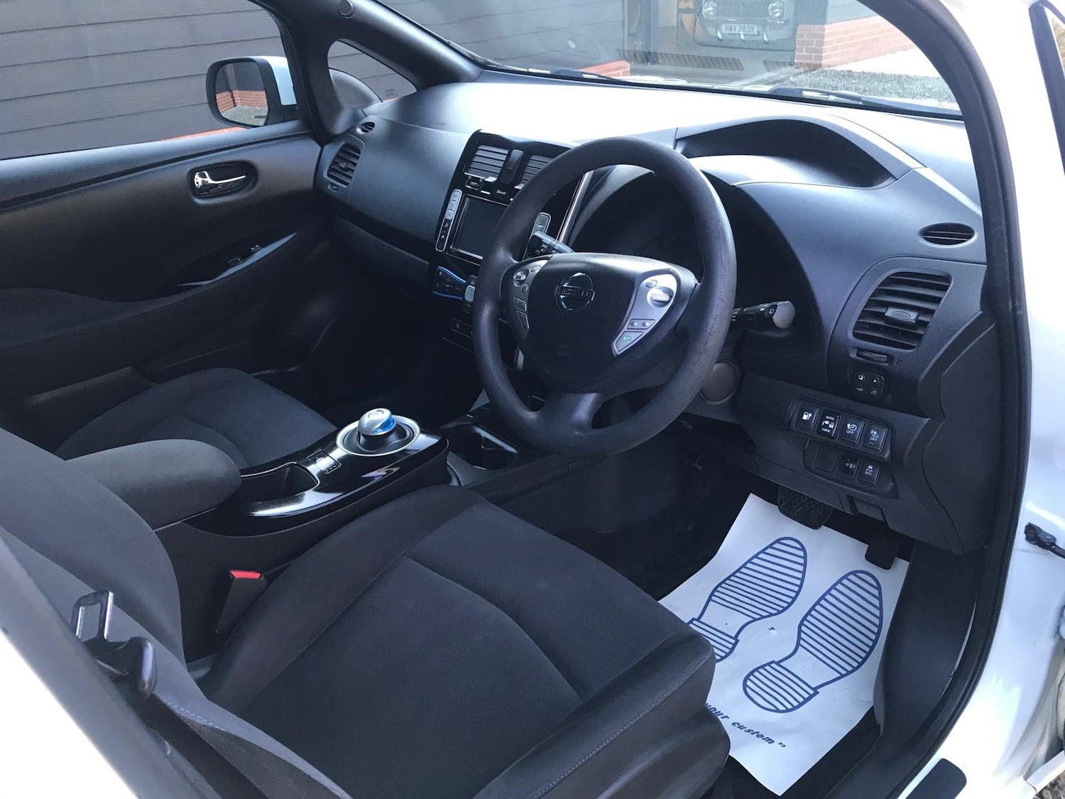 Used Nissan Leaf 2017 for sale - 76754762: Photo 8