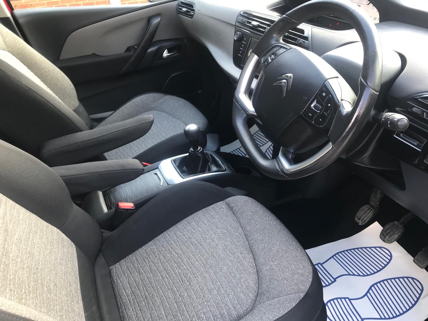 Used Citroen Grand C4 Picasso 2016 for sale - 77834739: Photo 21