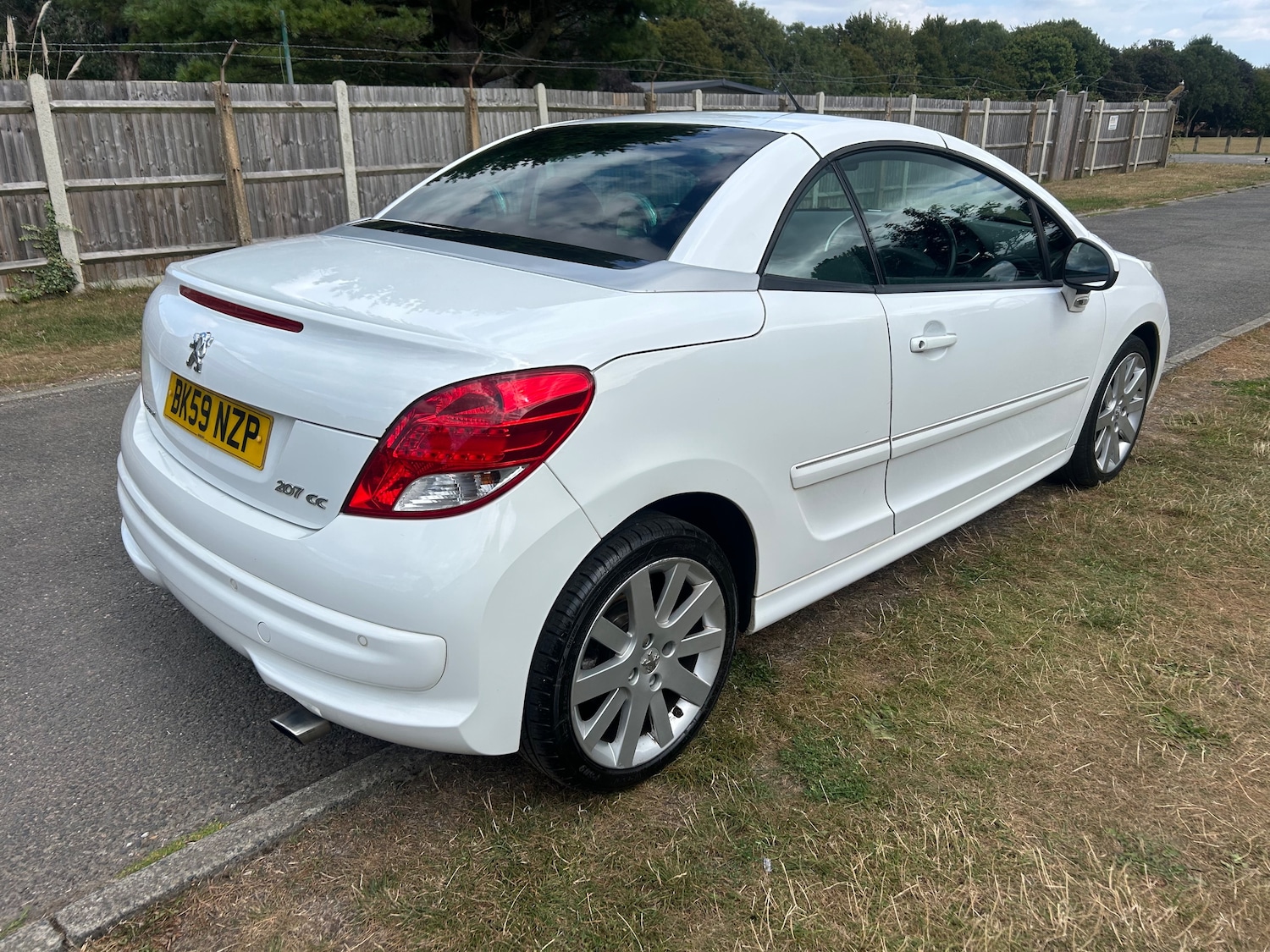 Used Peugeot 207 2009 for sale - 76931727: Photo 10