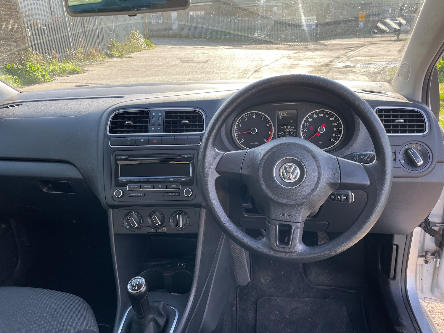 Used Volkswagen Polo 2012 for sale - 77236197: Photo 9