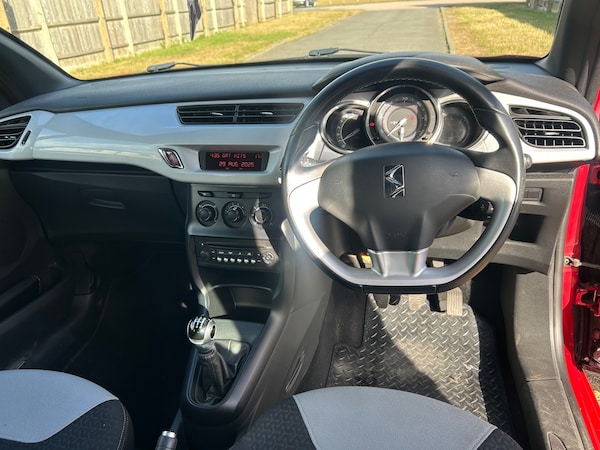 Used DS Automobiles DS 3 2015 for sale - 76232349: Photo 12