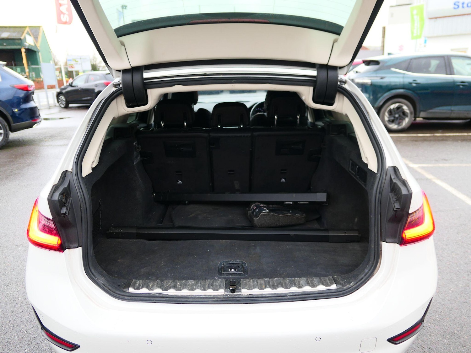 Used BMW 3 Series 2021 for sale - 77550647: Photo 41