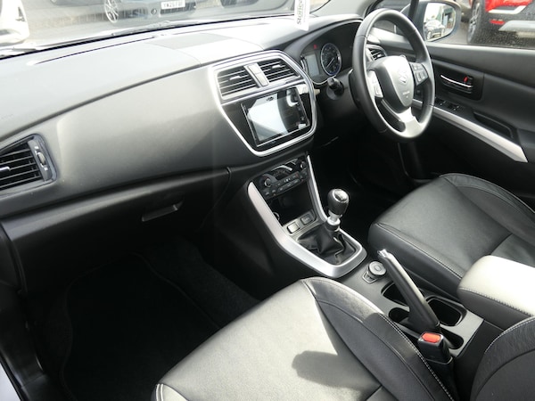 Used Suzuki SX4 S-Cross 2020 for sale - 76228063: Photo 10