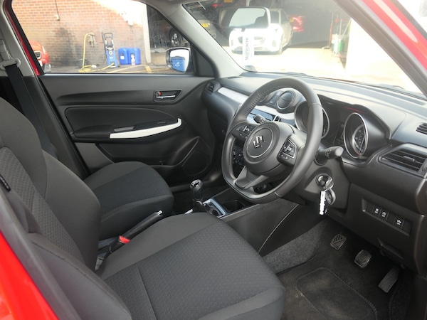 Used Suzuki Swift 2023 for sale - 76307187: Photo 13