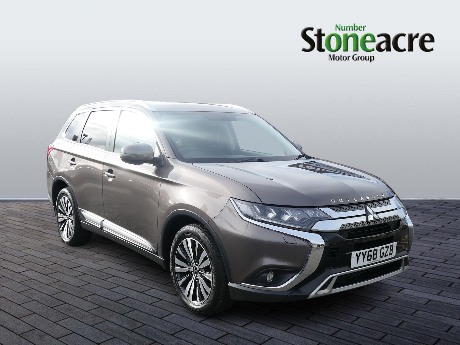 Used Mitsubishi Outlander 2018 for sale - 76499231: Photo 1