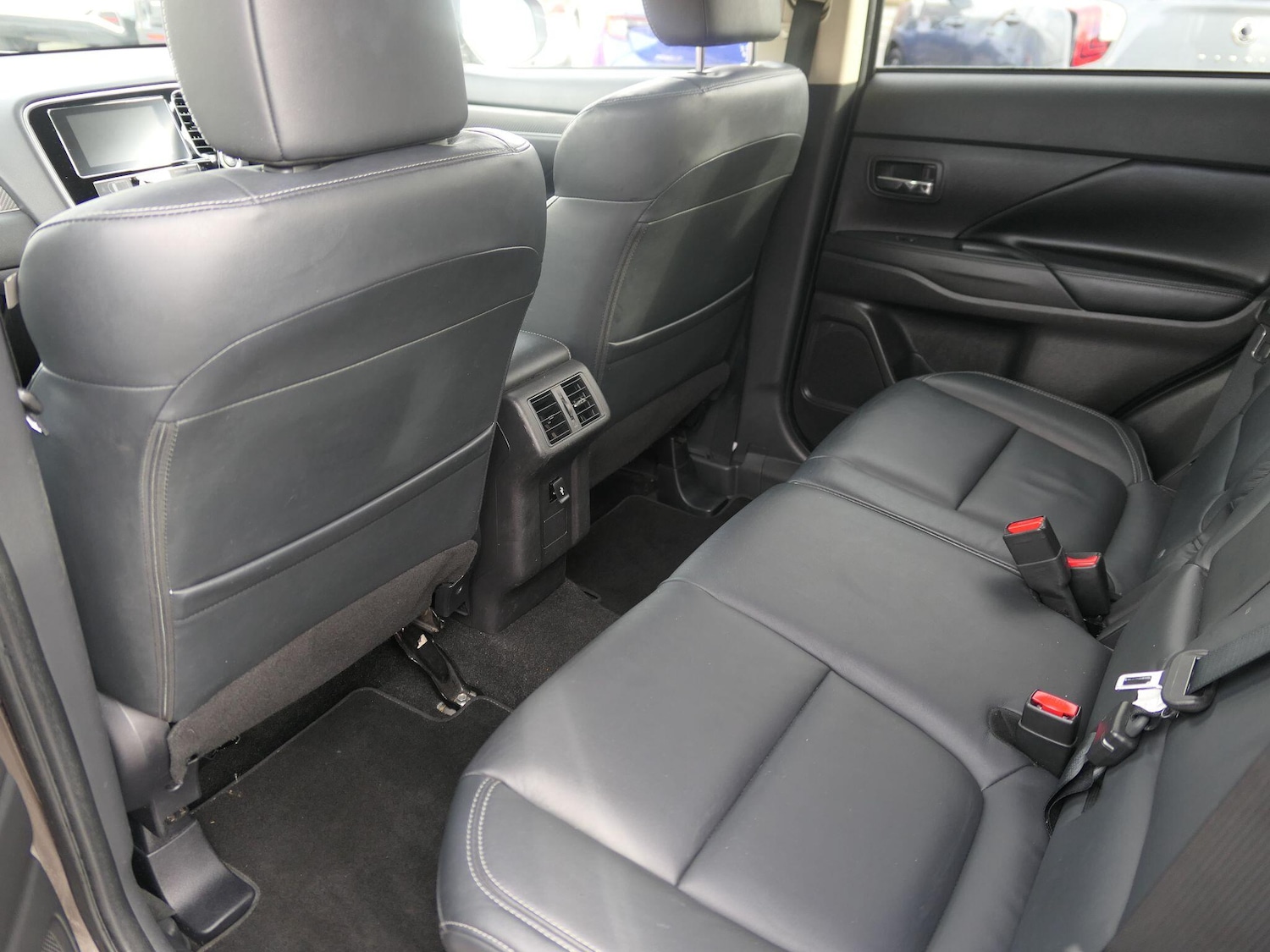 Used Mitsubishi Outlander 2018 for sale - 76499231: Photo 14