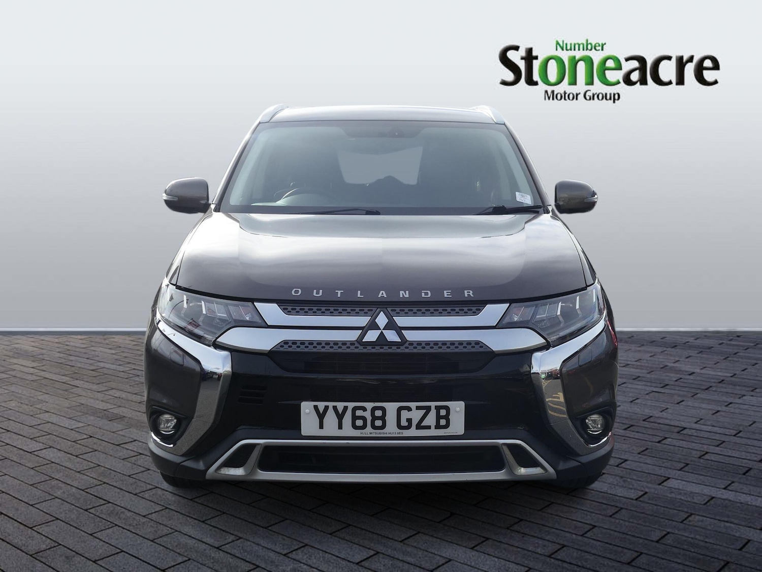 Used Mitsubishi Outlander 2018 for sale - 76499231: Photo 2