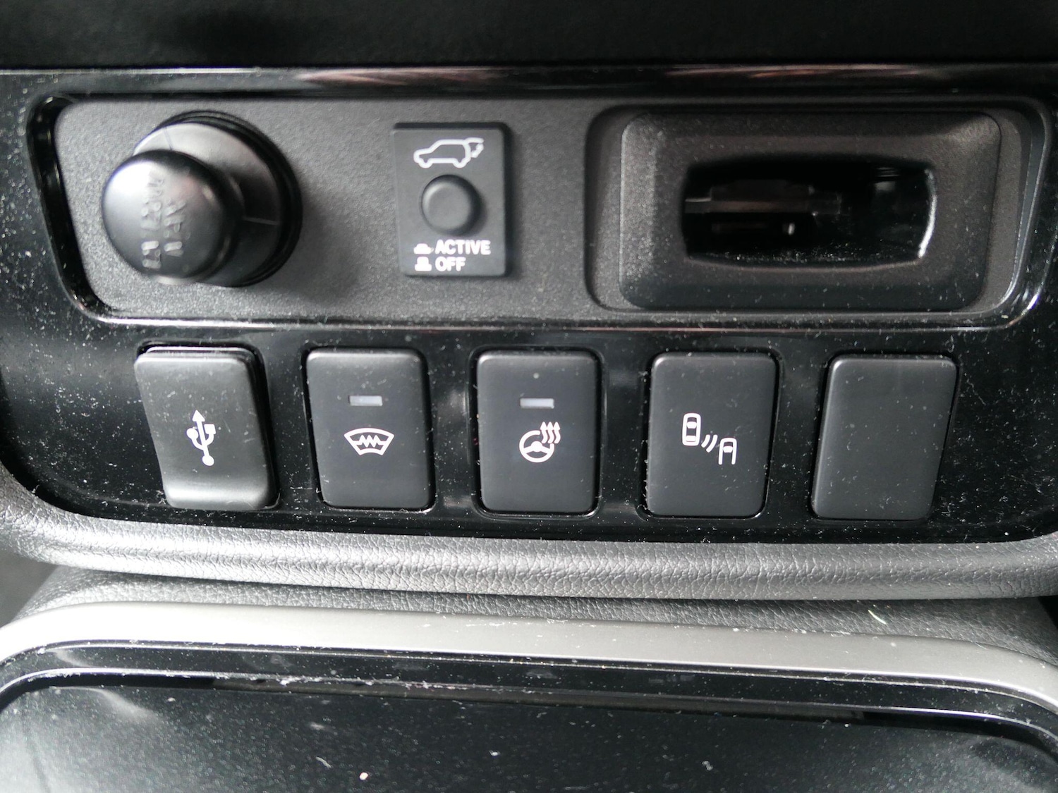 Used Mitsubishi Outlander 2018 for sale - 76499231: Photo 21