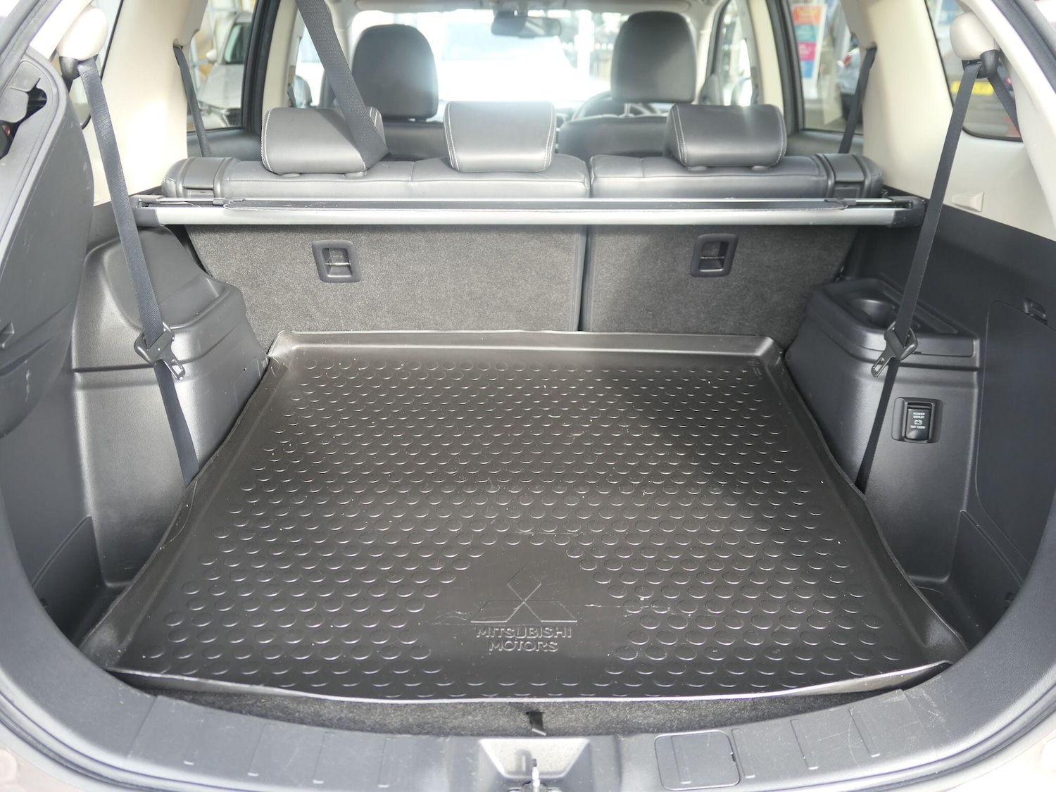 Used Mitsubishi Outlander 2018 for sale - 76499231: Photo 28