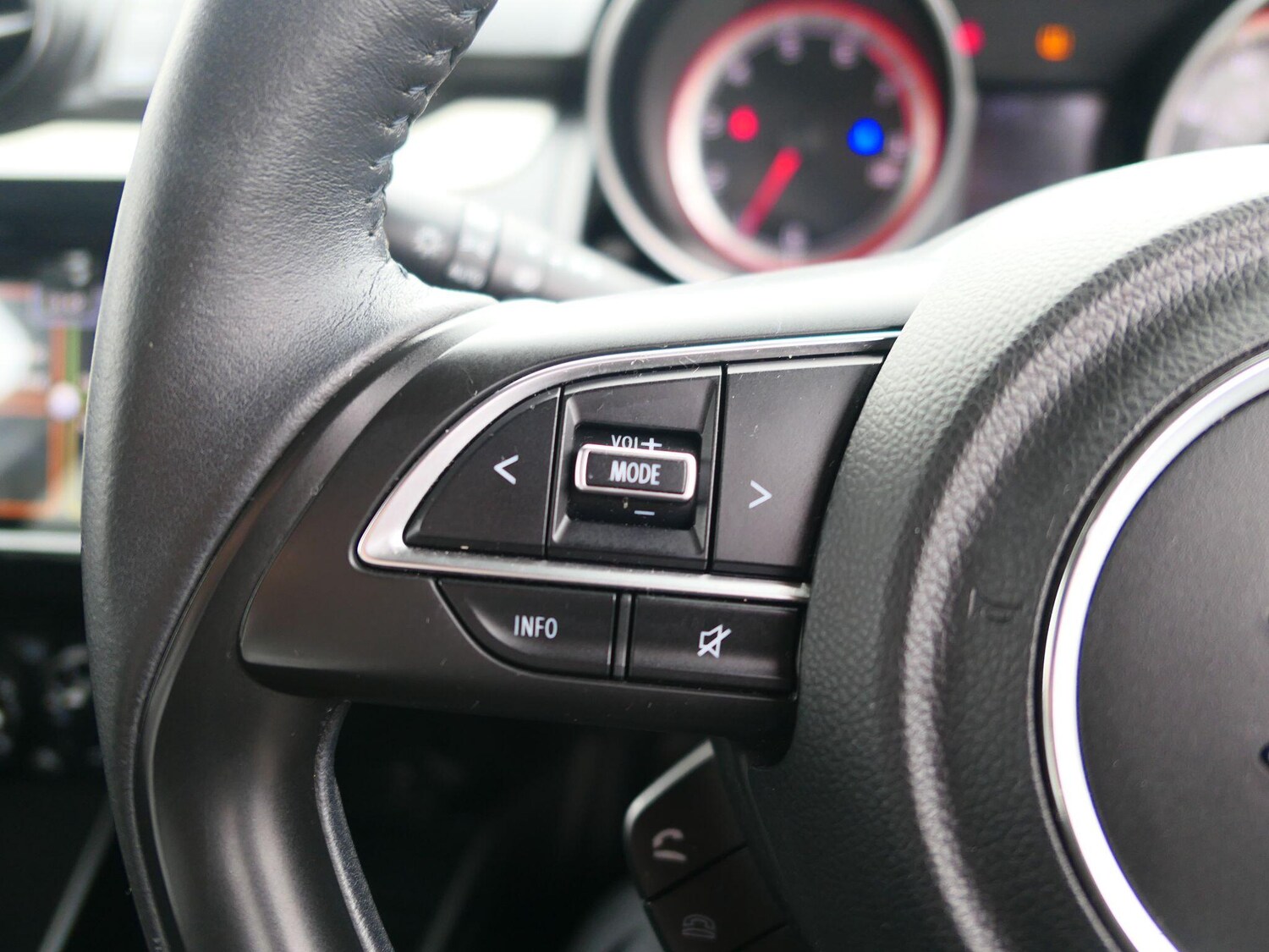 Used Suzuki Swift 2020 for sale - 77839712: Photo 14