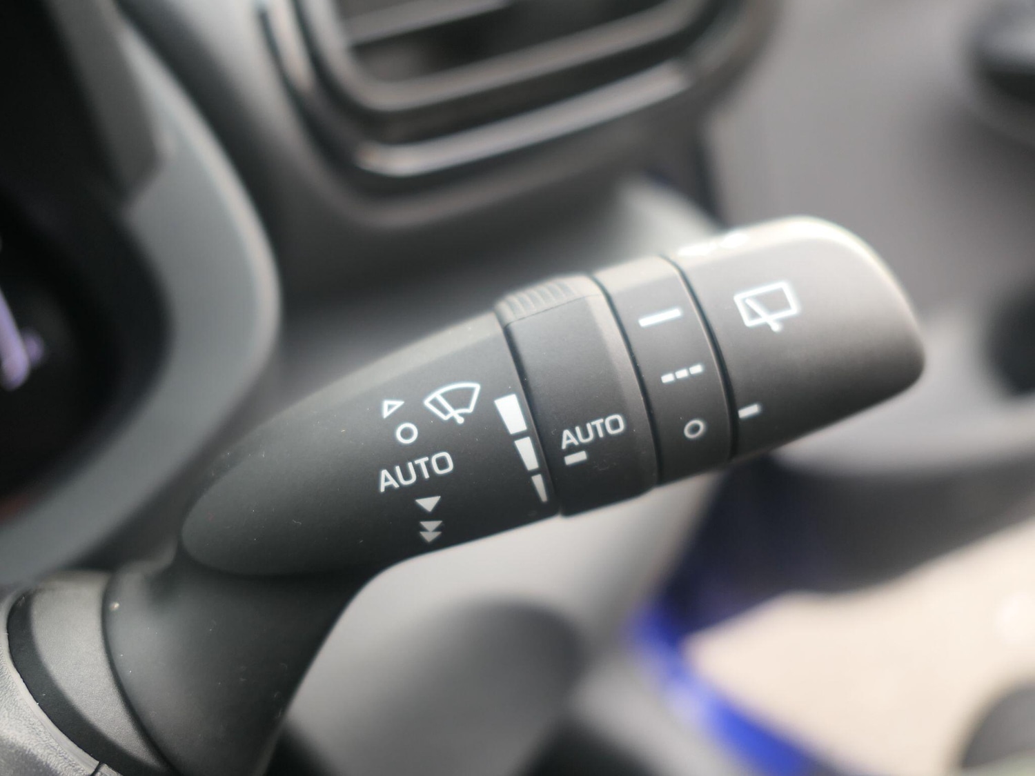 Used Mazda Mazda2 HYBRID 2025 for sale - 77155778: Photo 15