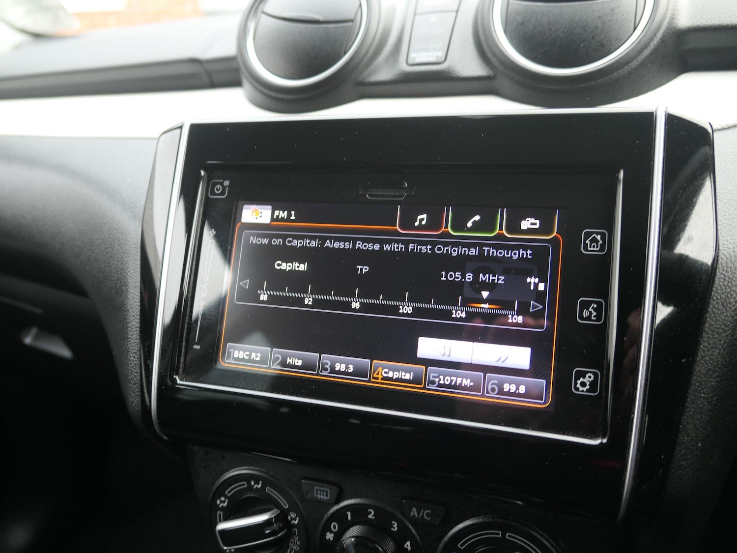 Used Suzuki Swift 2023 for sale - 77029265: Photo 24