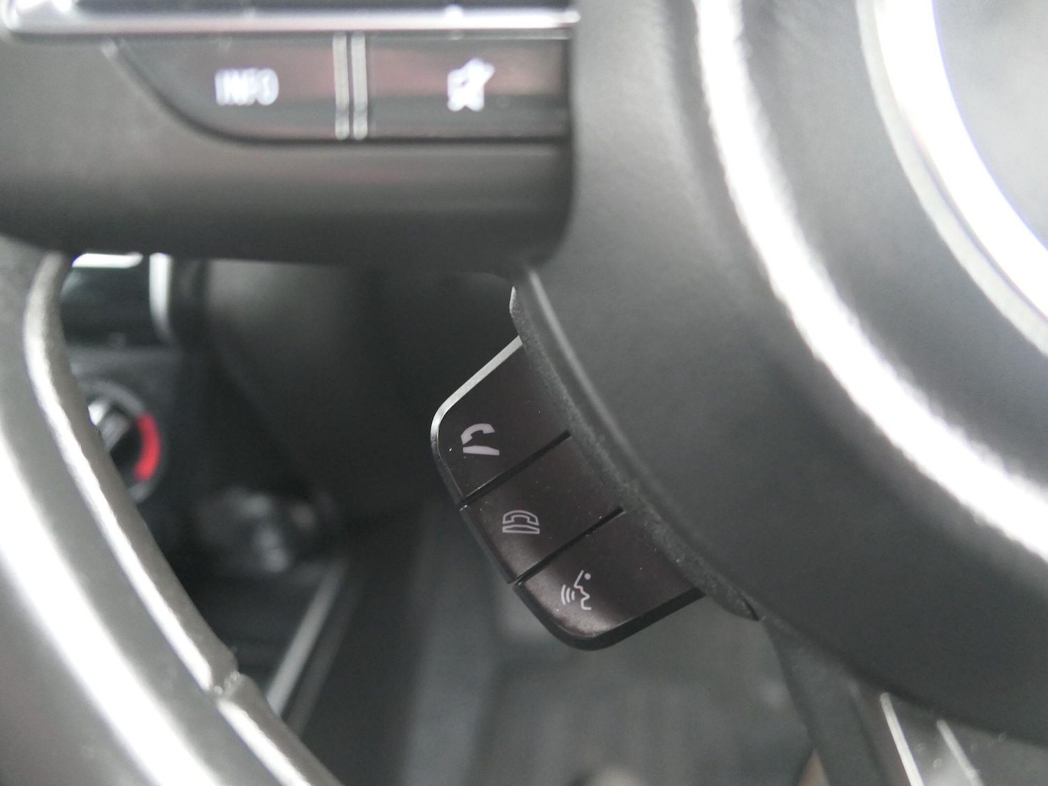 Used Suzuki Swift 2023 for sale - 77029265: Photo 27