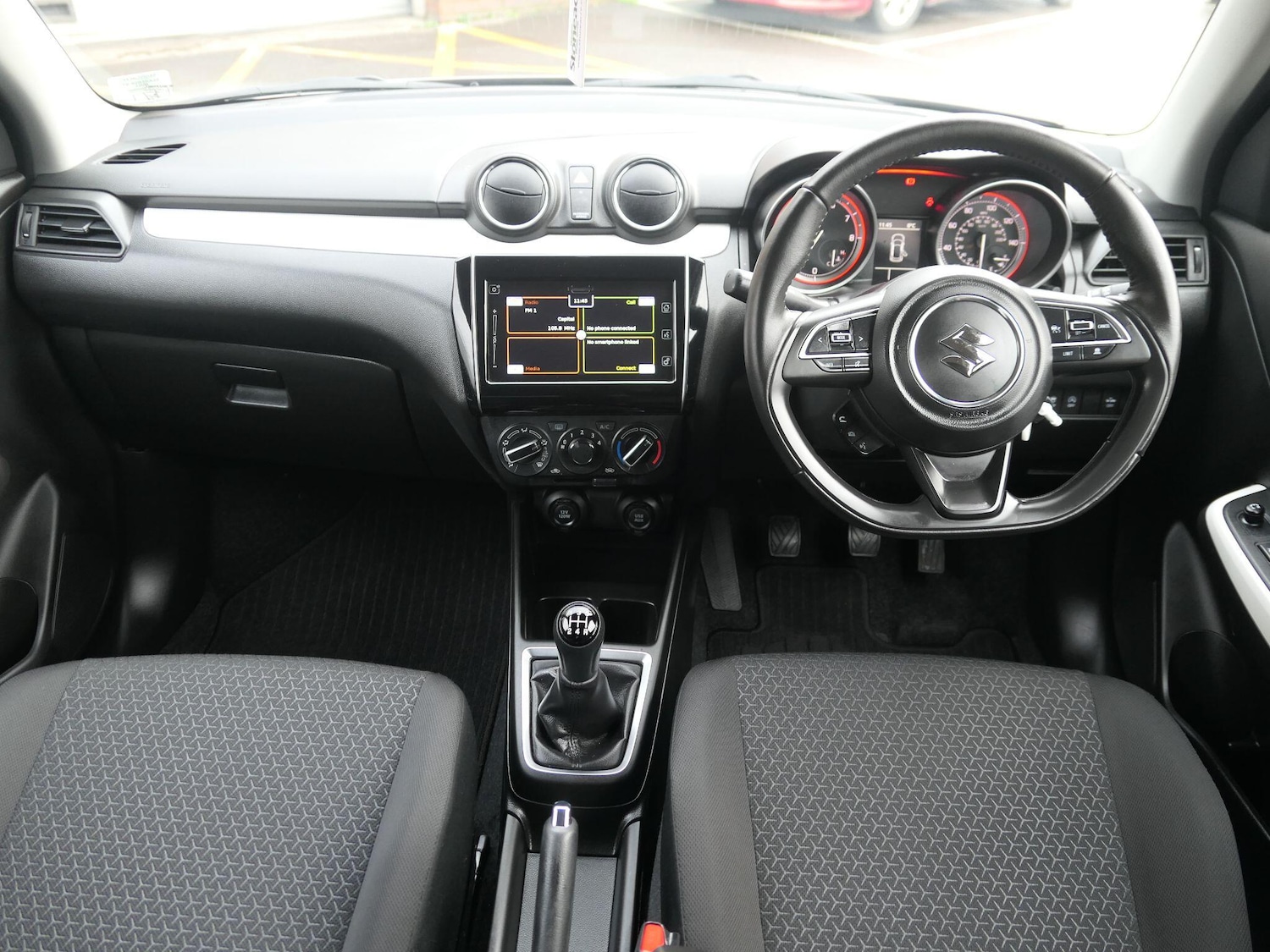 Used Suzuki Swift 2023 for sale - 77029265: Photo 9