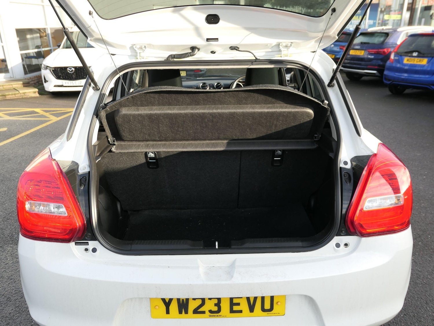 Used Suzuki Swift 2023 for sale - 77550206: Photo 22