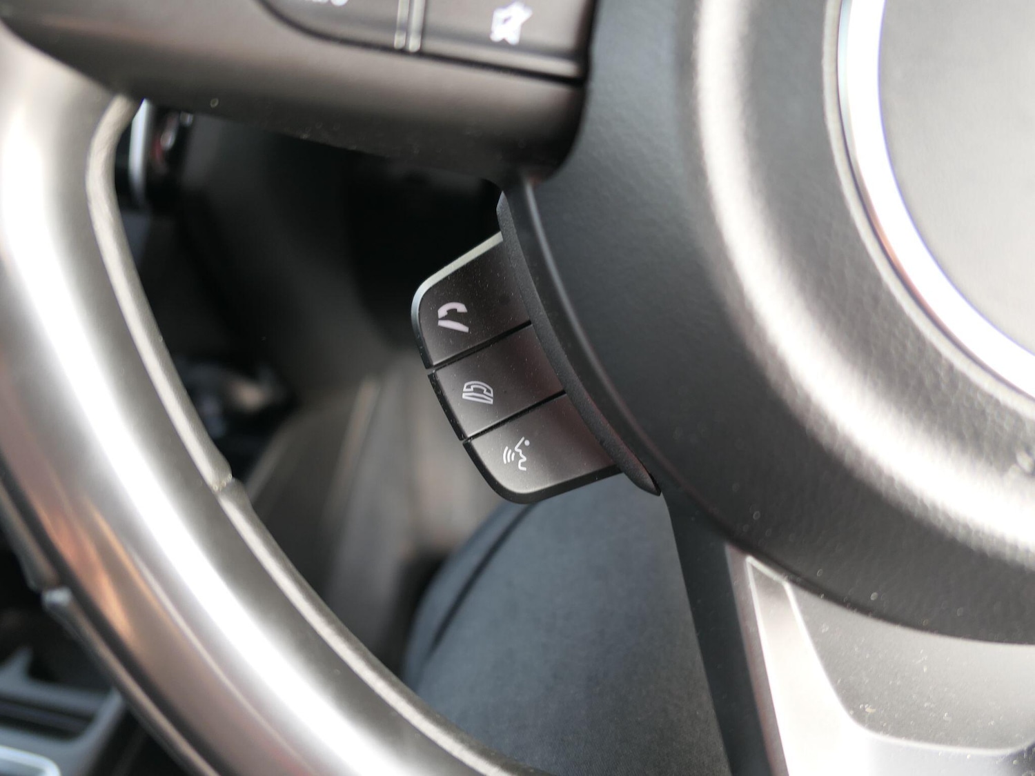 Used Suzuki Swift 2023 for sale - 77550206: Photo 26