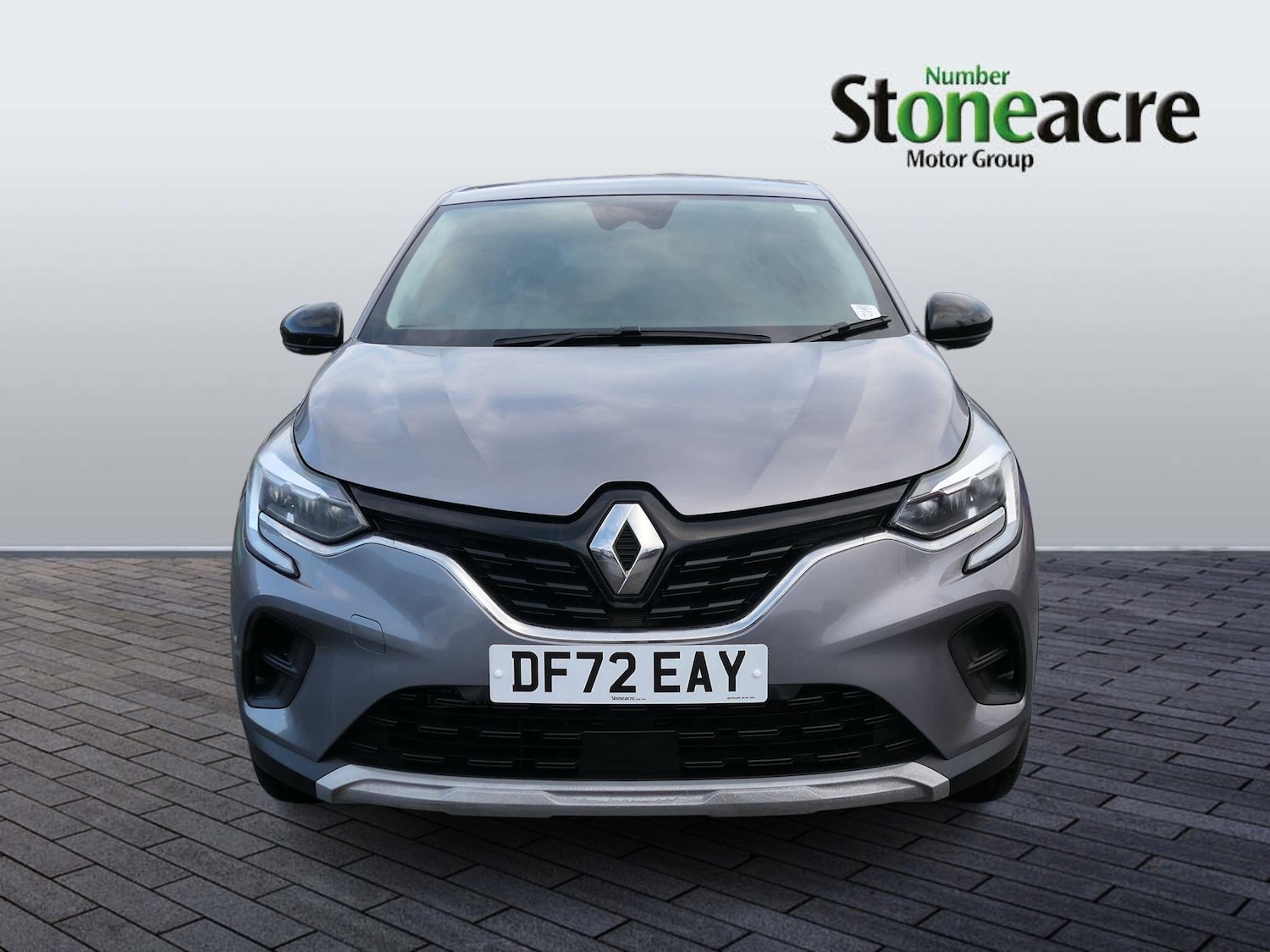 Used Renault Captur for sale - 77709565: Photo 2