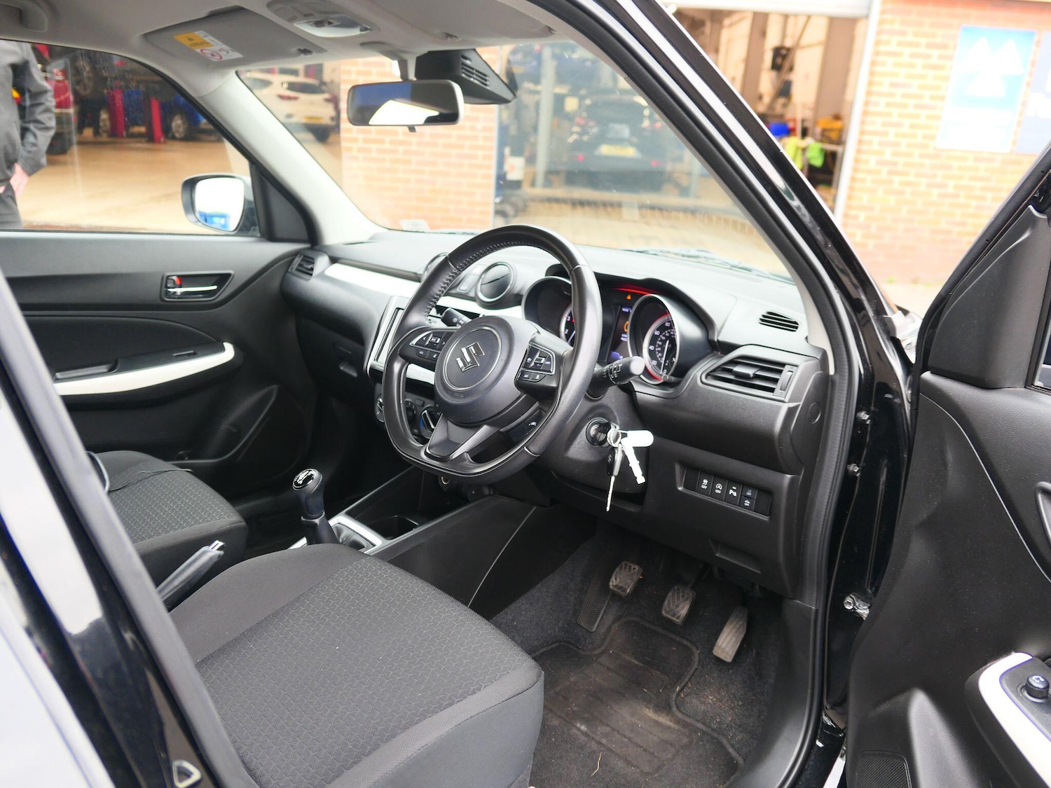 Used Suzuki Swift 2021 for sale - 78115581: Photo 27