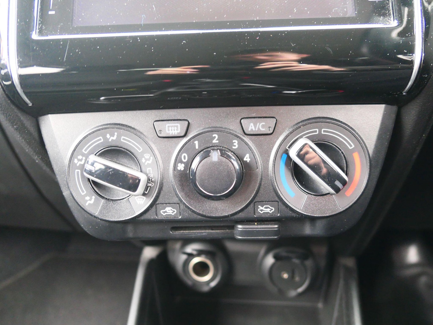 Used Suzuki Swift 2021 for sale - 78115581: Photo 9