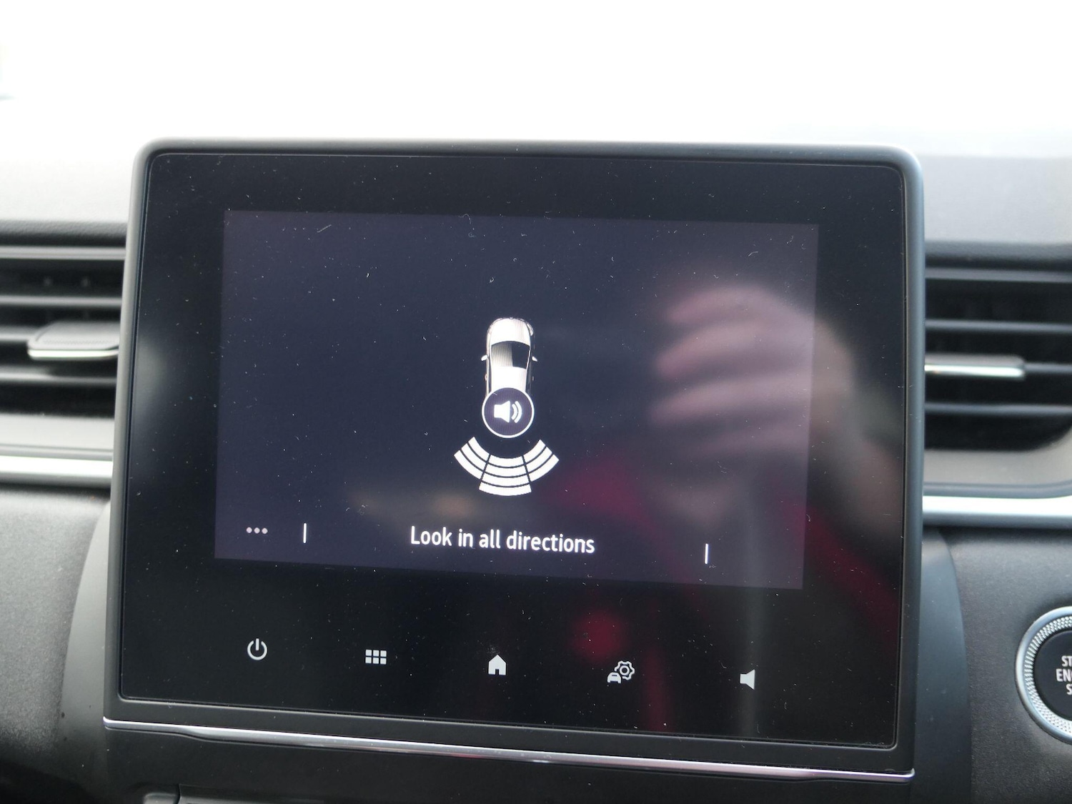 Used Renault Captur for sale - 77537408: Photo 25