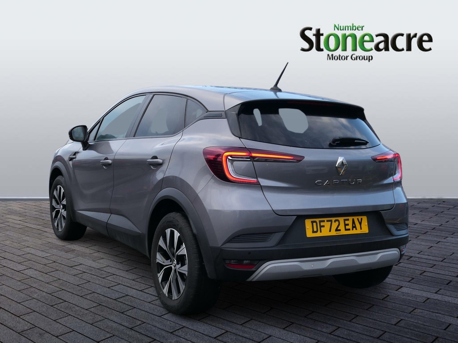 Used Renault Captur for sale - 77537408: Photo 4