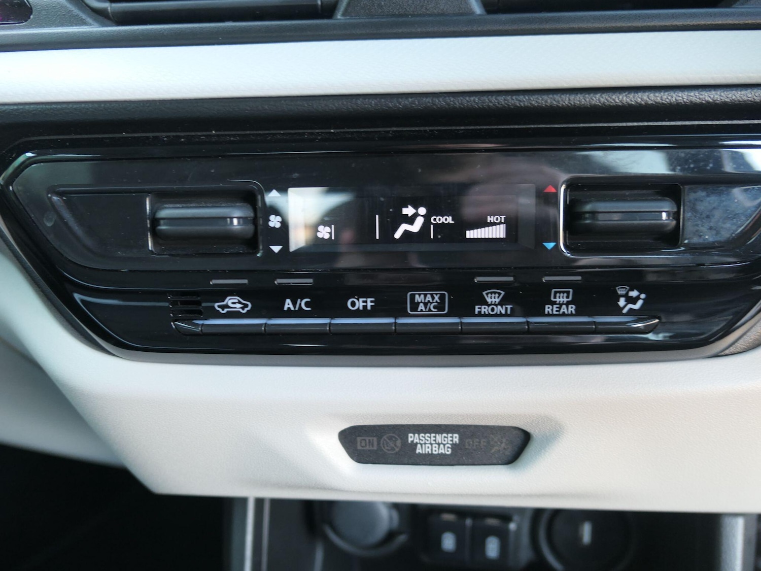 Used Suzuki Swift 2024 for sale - 76855803: Photo 16