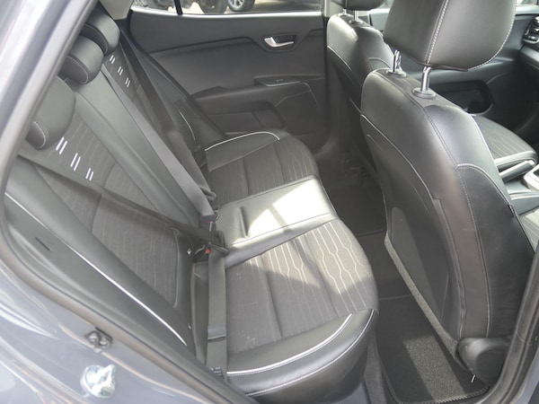 Used Kia Stonic 2022 for sale - 75622970: Photo 12