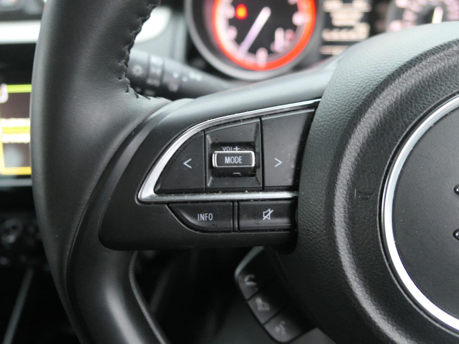 Used Suzuki Swift 2023 for sale - 77549567: Photo 18