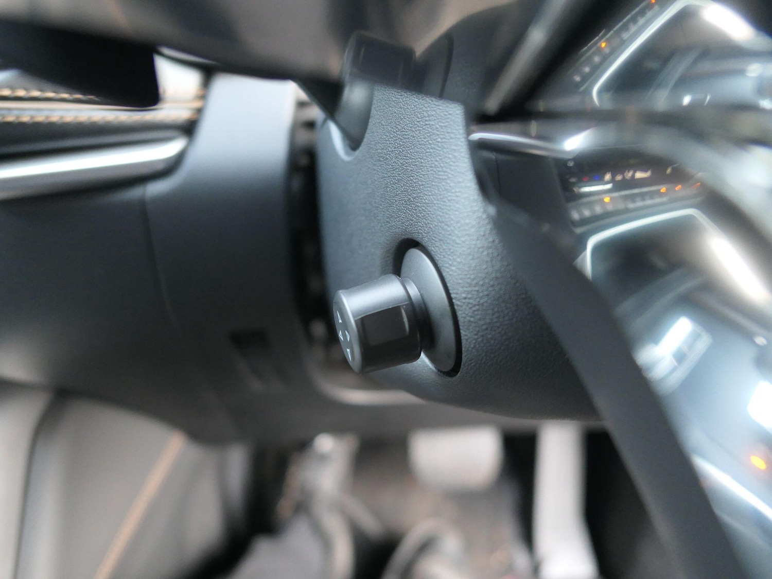 Used Mazda CX-60 2025 for sale - 76953278: Photo 17