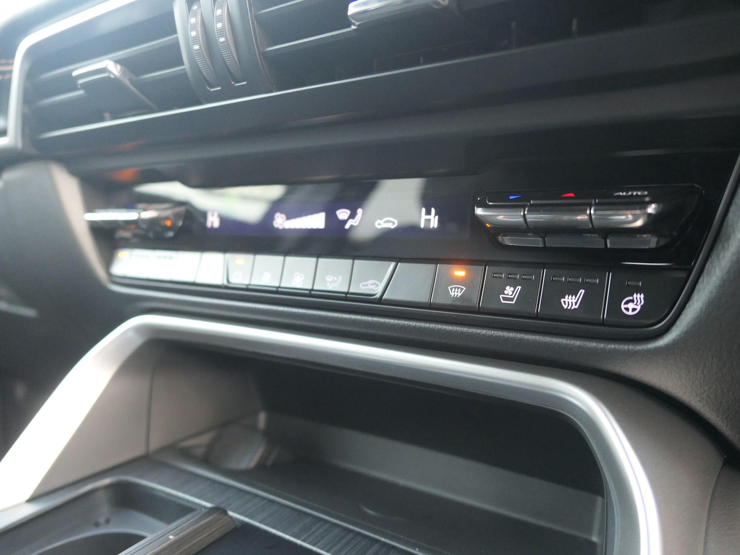 Used Mazda CX-60 2025 for sale - 76953278: Photo 23