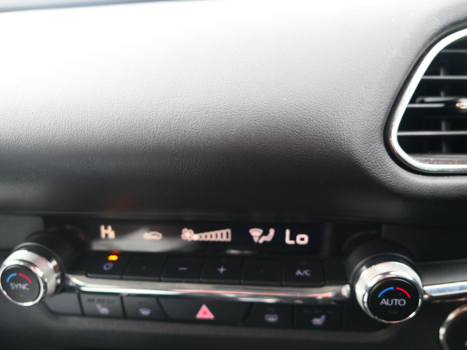 Used Mazda CX-30 2021 for sale - 78019102: Photo 13