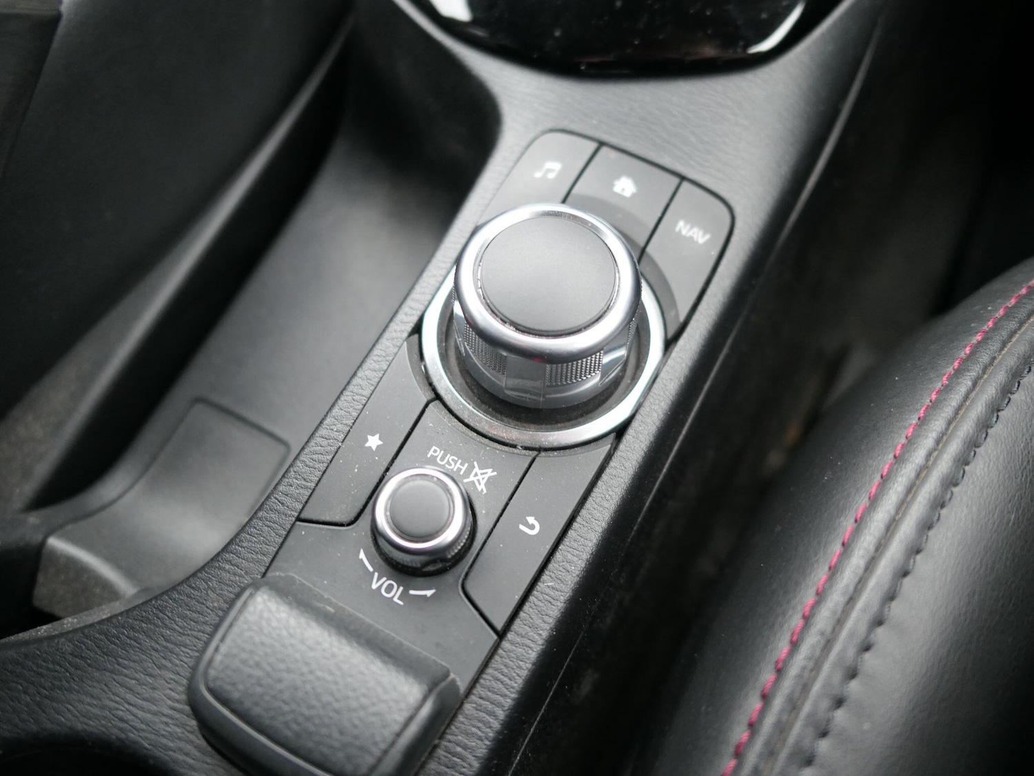 Used Mazda CX-3 2018 for sale - 77331926: Photo 9