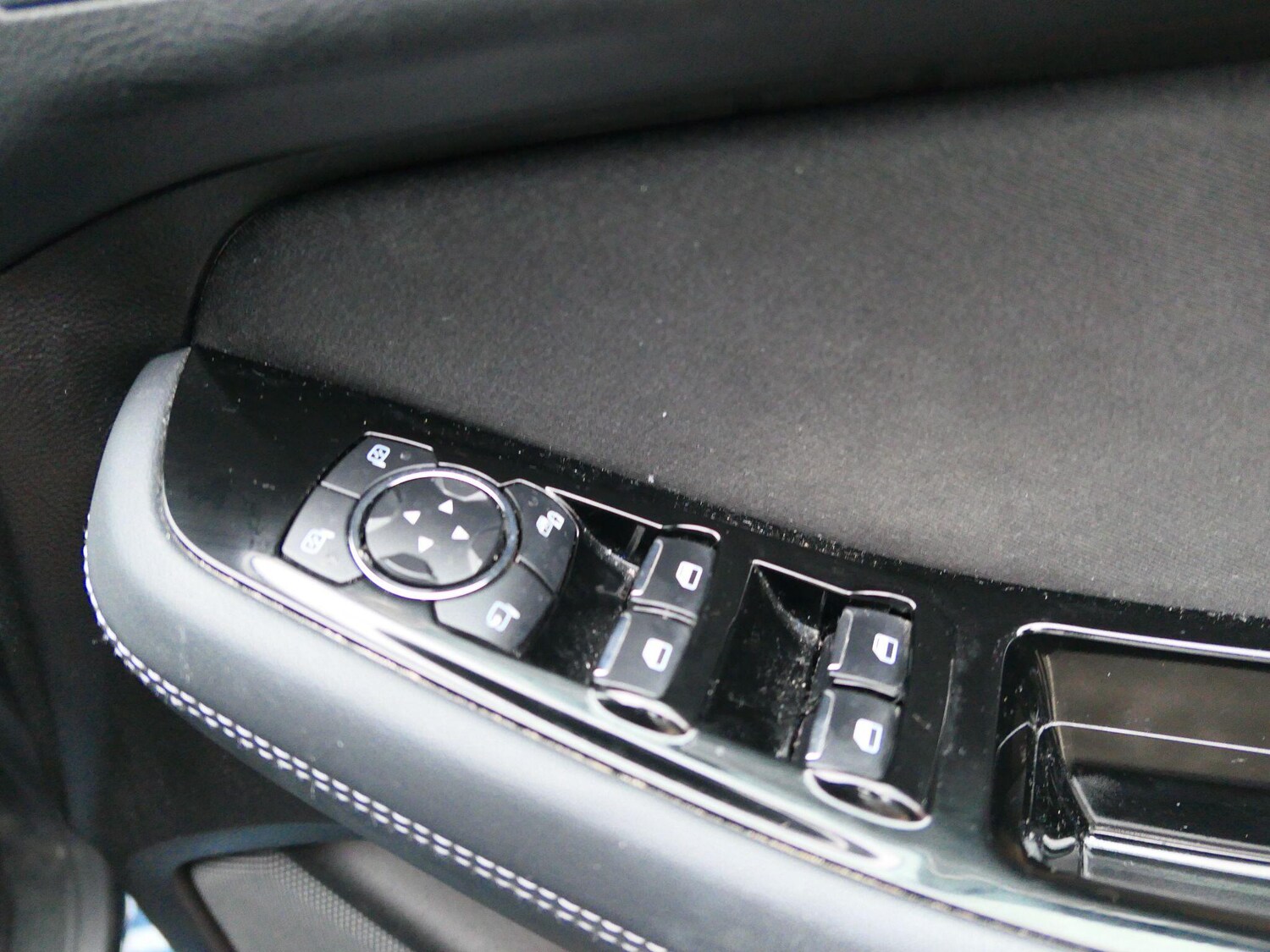 Used Ford S-Max 2022 for sale - 77738757: Photo 24