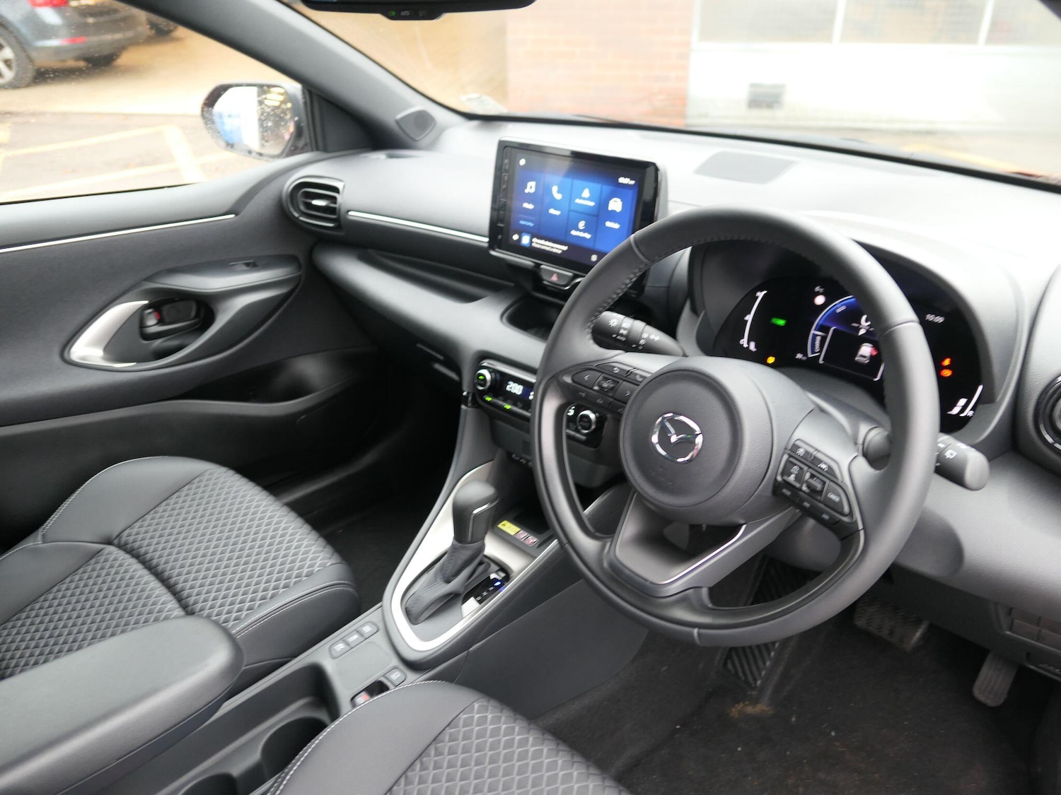 Used Mazda Mazda2 HYBRID for sale - 77395732: Photo 10