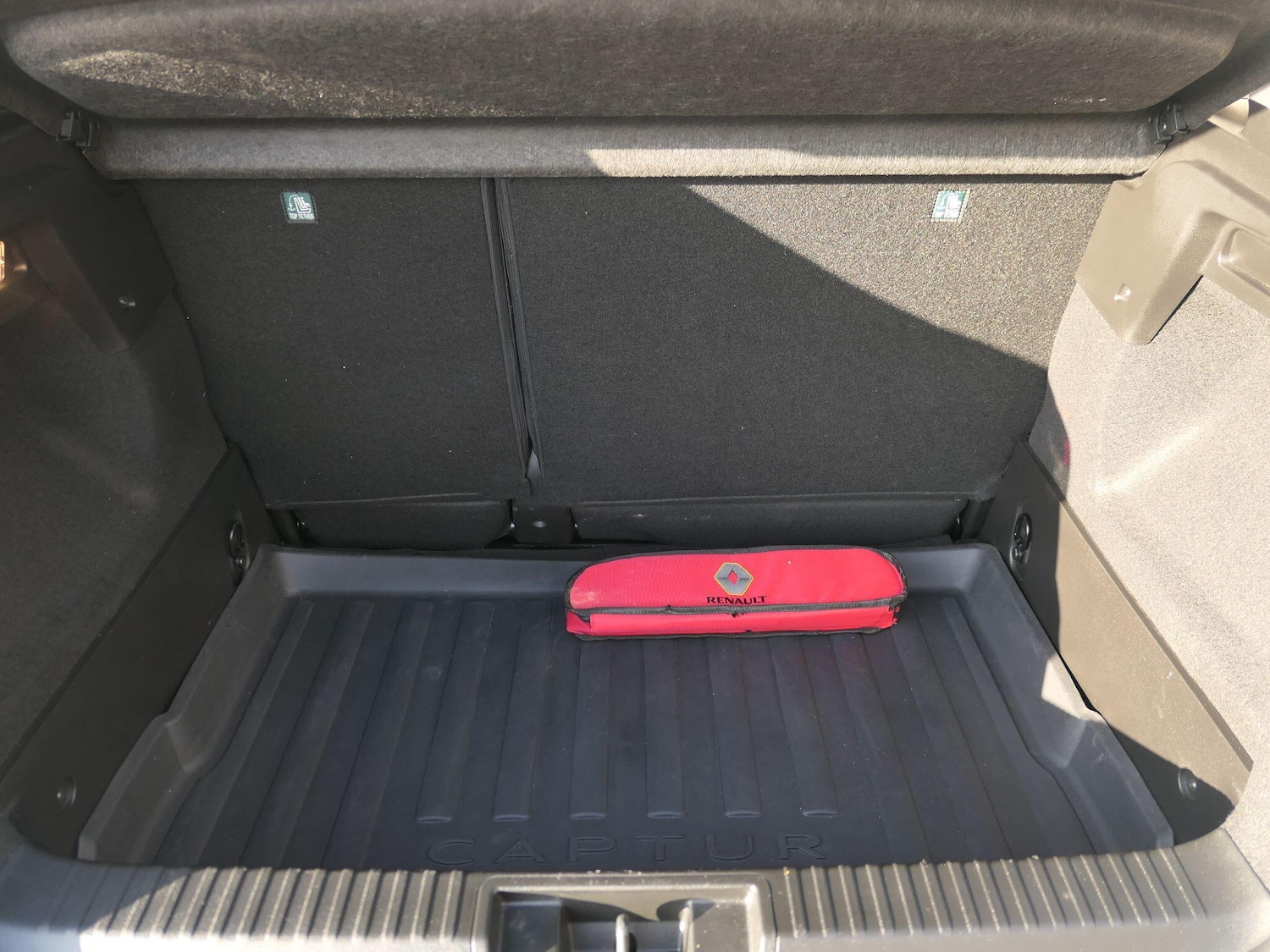 Used Renault Captur 2022 for sale - 76512697: Photo 25