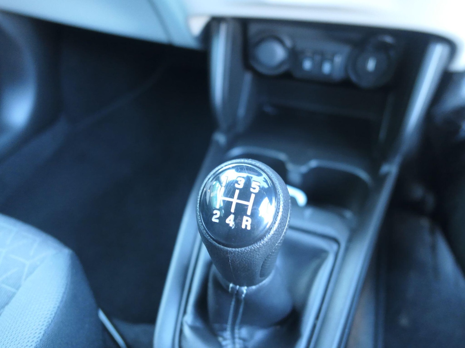 Used Suzuki Swift 2024 for sale - 77738022: Photo 9