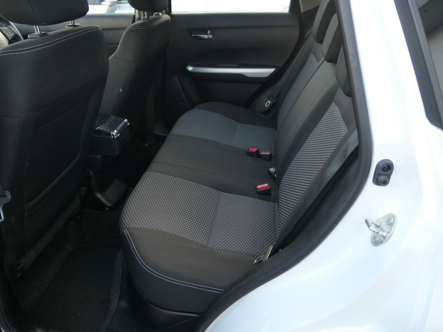 Used Suzuki Vitara 2017 for sale - 76613361: Photo 14