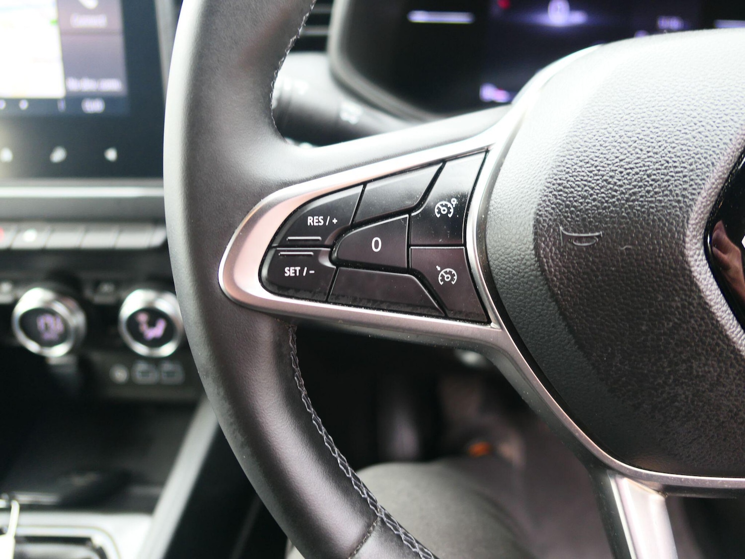 Used Renault Clio 2024 for sale - 78019346: Photo 14