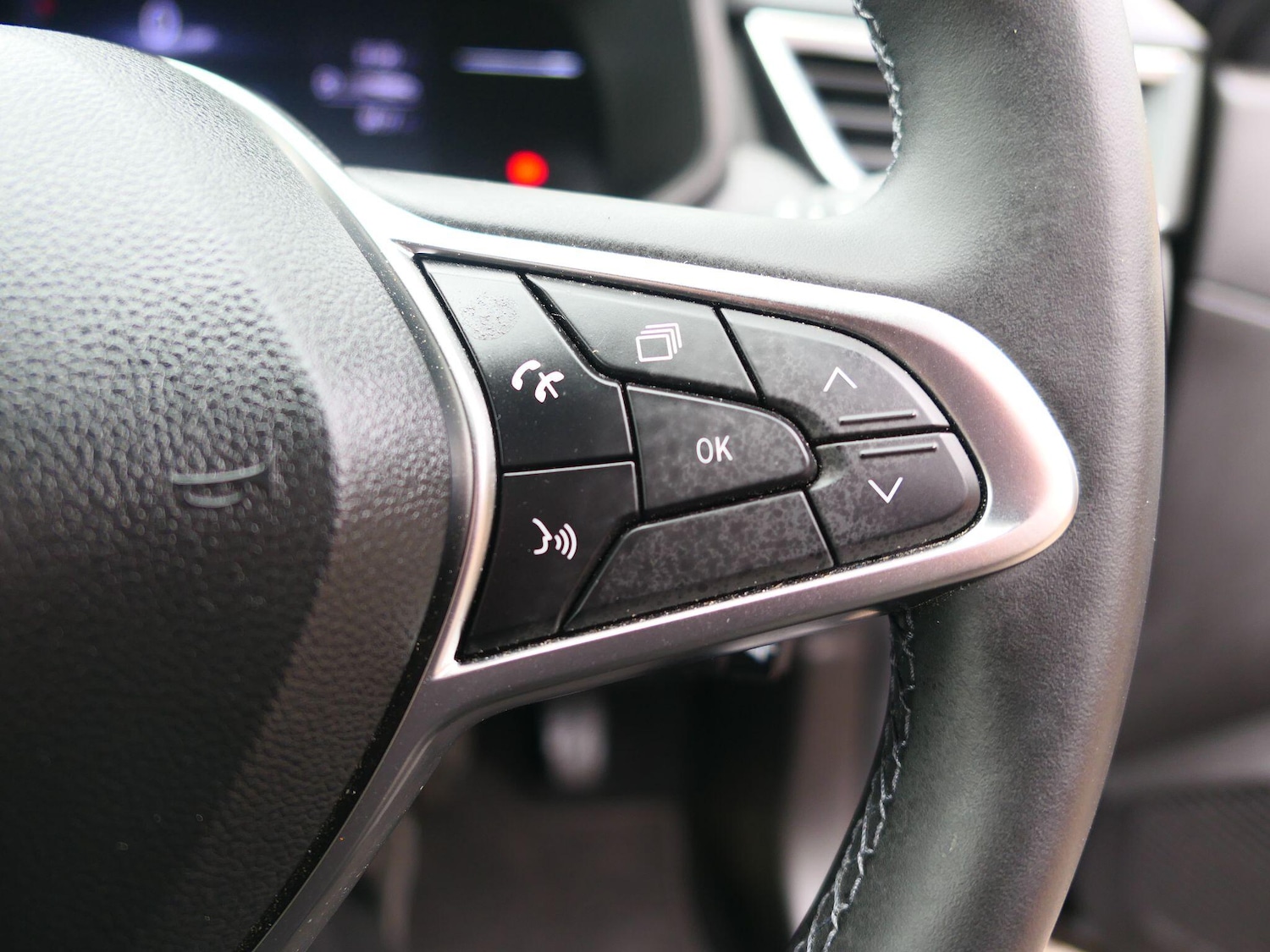 Used Renault Clio 2024 for sale - 78019346: Photo 15